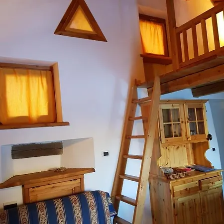 Chalet Fabrizio شاليه Borgata Sestriere