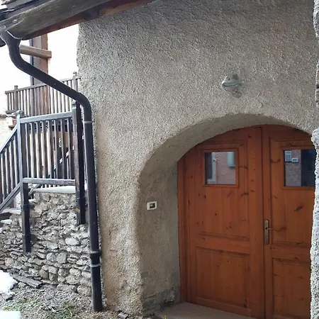 Chalet Fabrizio شاليه Borgata Sestriere