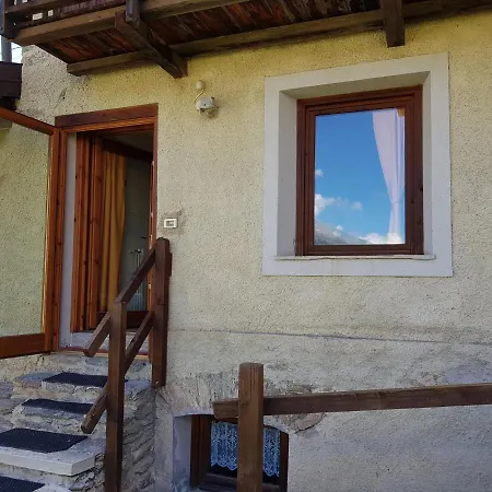Chalet Fabrizio شاليه Borgata Sestriere